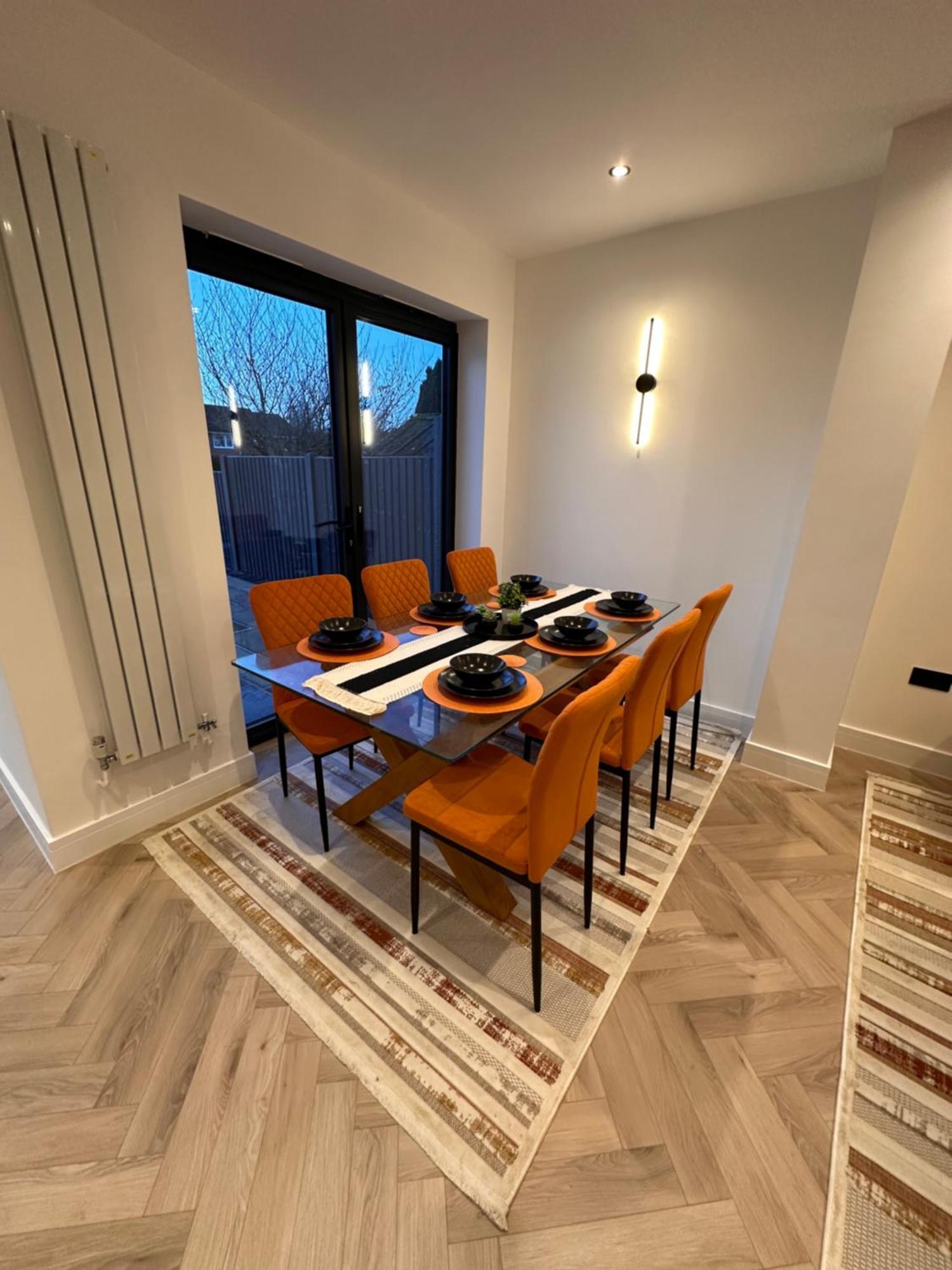 R5 - Luxury Private Ensuite Self-Contained Room - Newly Renovated Halesowen Exterior photo